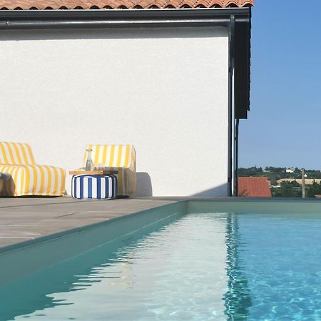 Bed and Breakfast Au Jardin Des Deux Roches Prisse Экстерьер фото