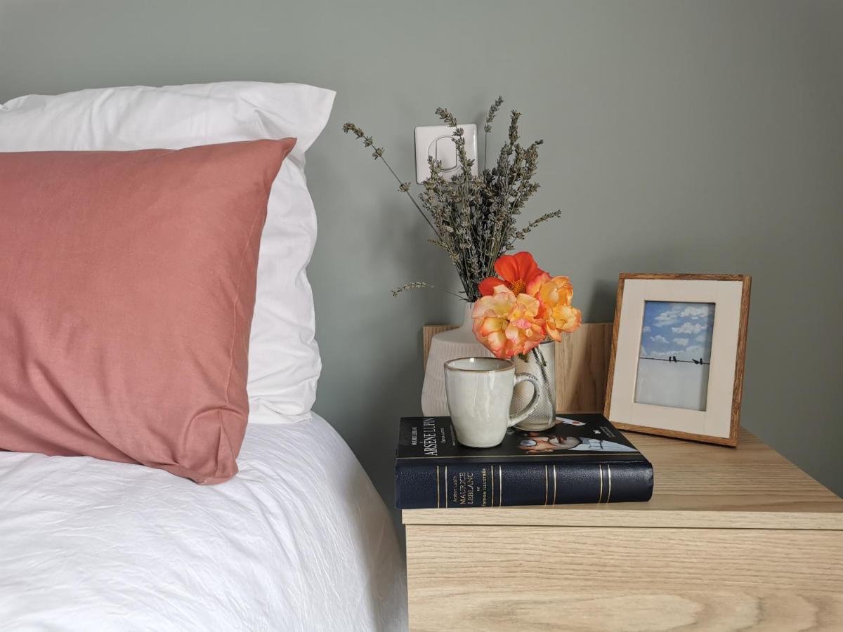 Bed and Breakfast Au Jardin Des Deux Roches Prisse Экстерьер фото