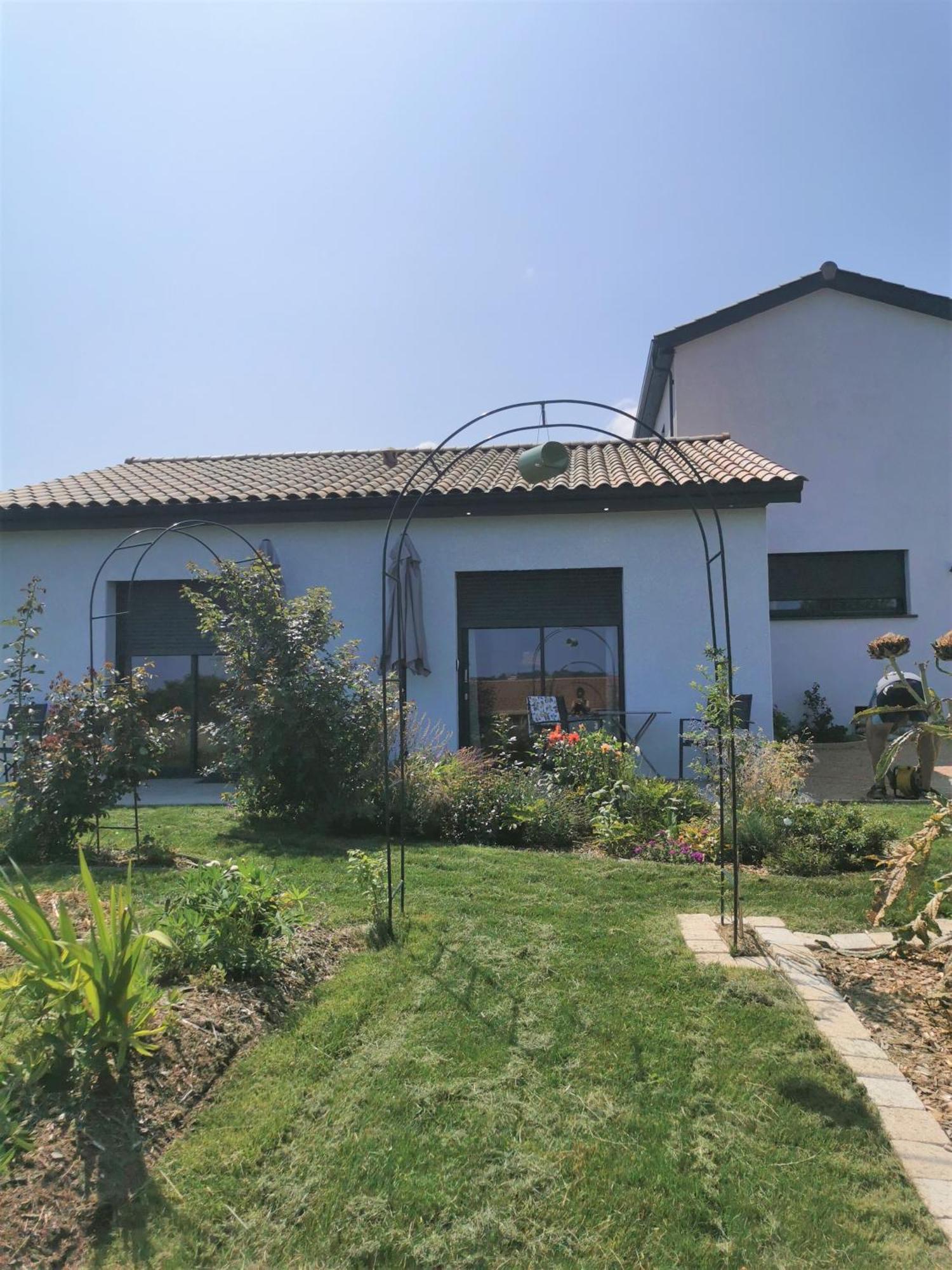 Bed and Breakfast Au Jardin Des Deux Roches Prisse Экстерьер фото