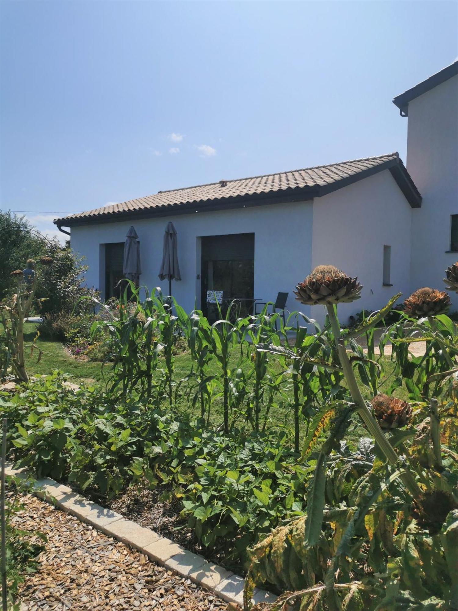Bed and Breakfast Au Jardin Des Deux Roches Prisse Экстерьер фото