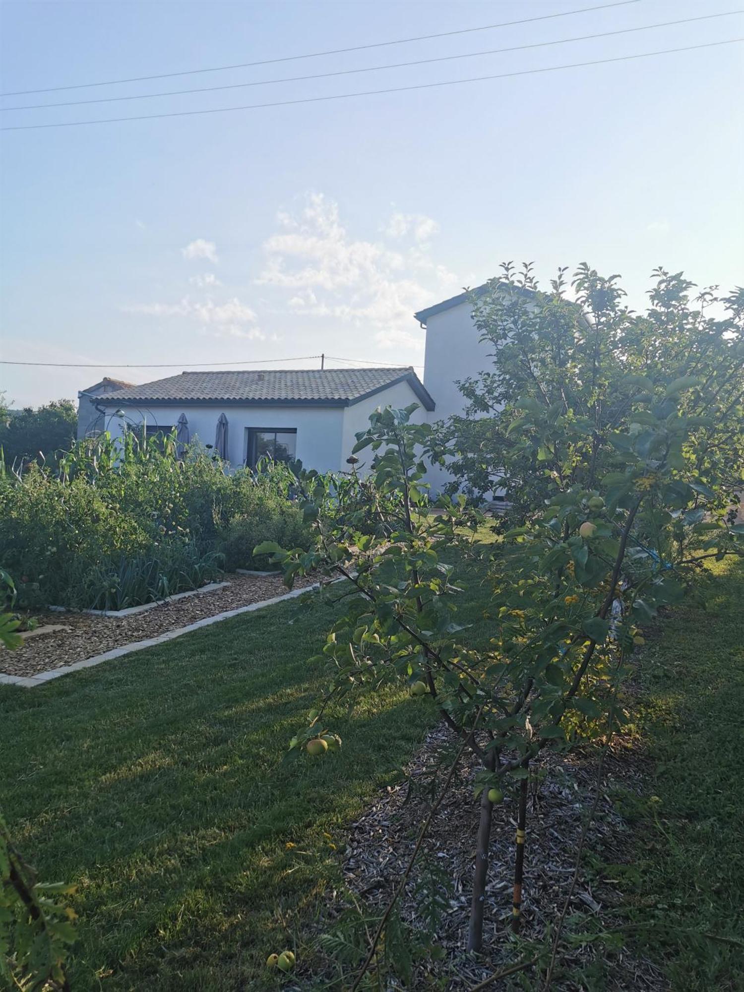 Bed and Breakfast Au Jardin Des Deux Roches Prisse Экстерьер фото