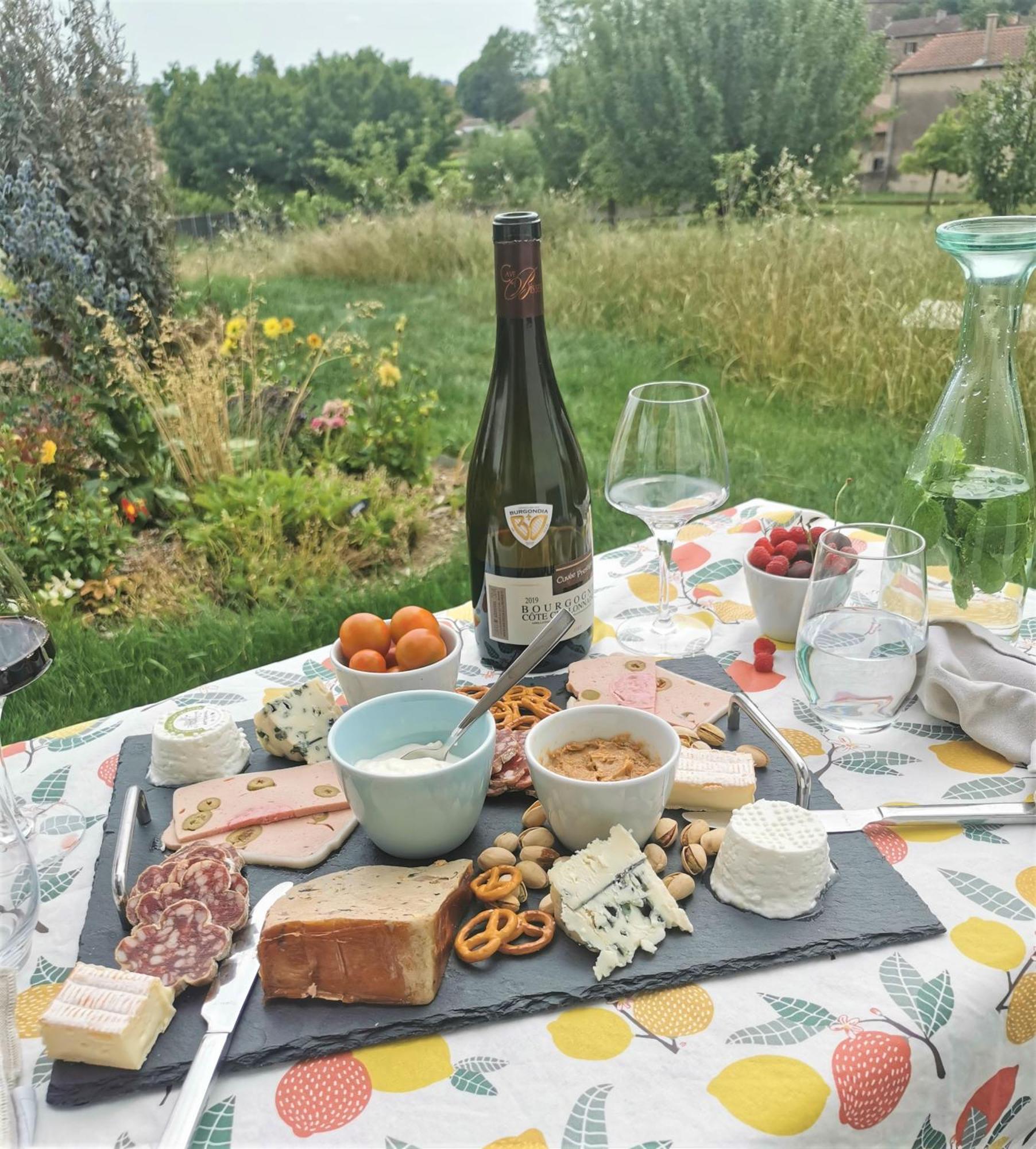 Bed and Breakfast Au Jardin Des Deux Roches Prisse Экстерьер фото